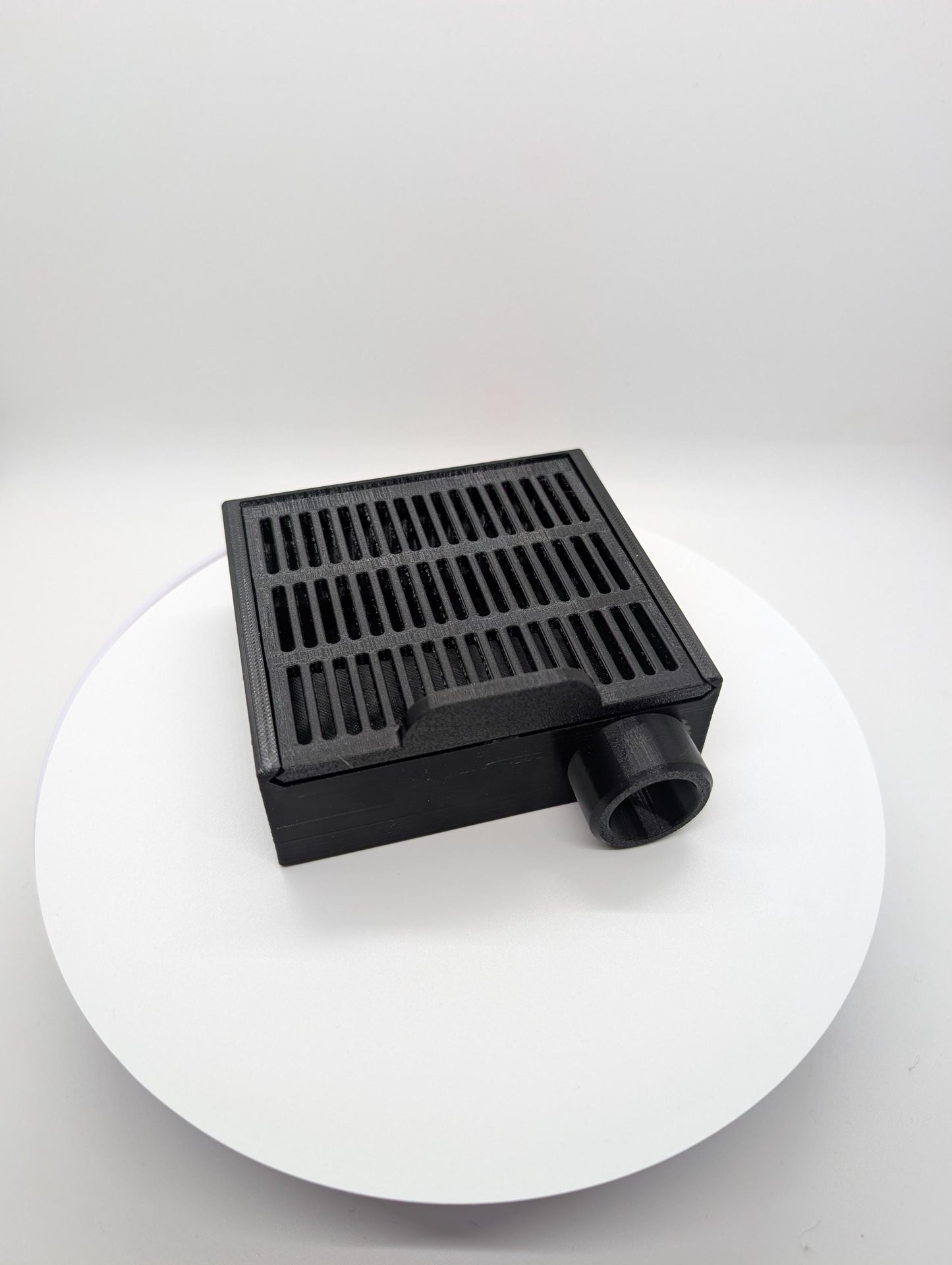 Suction basket for aquarium filter. Black