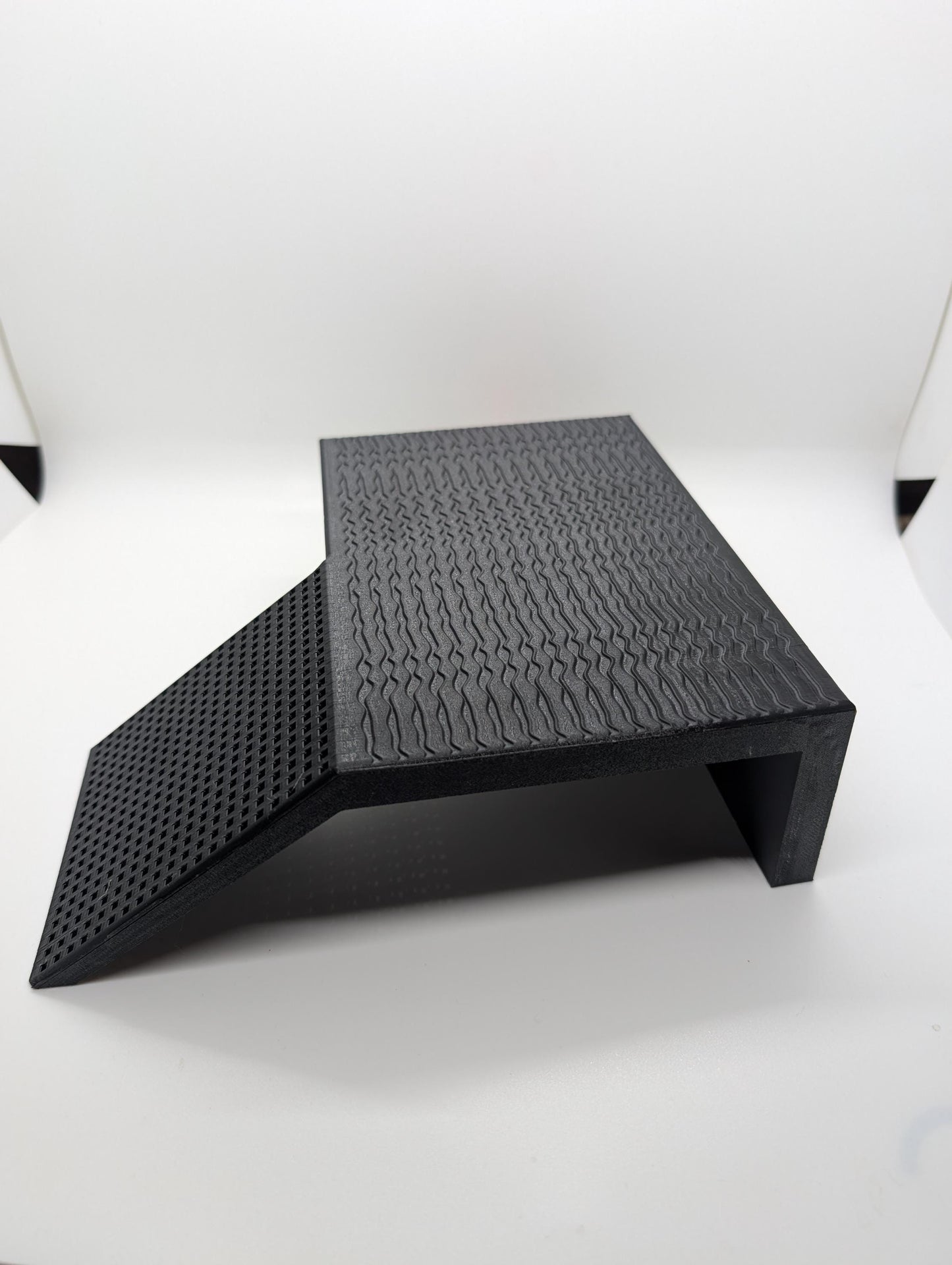 Turtle house with platform for sun bathing. Platform is 7.5 x 5 inches