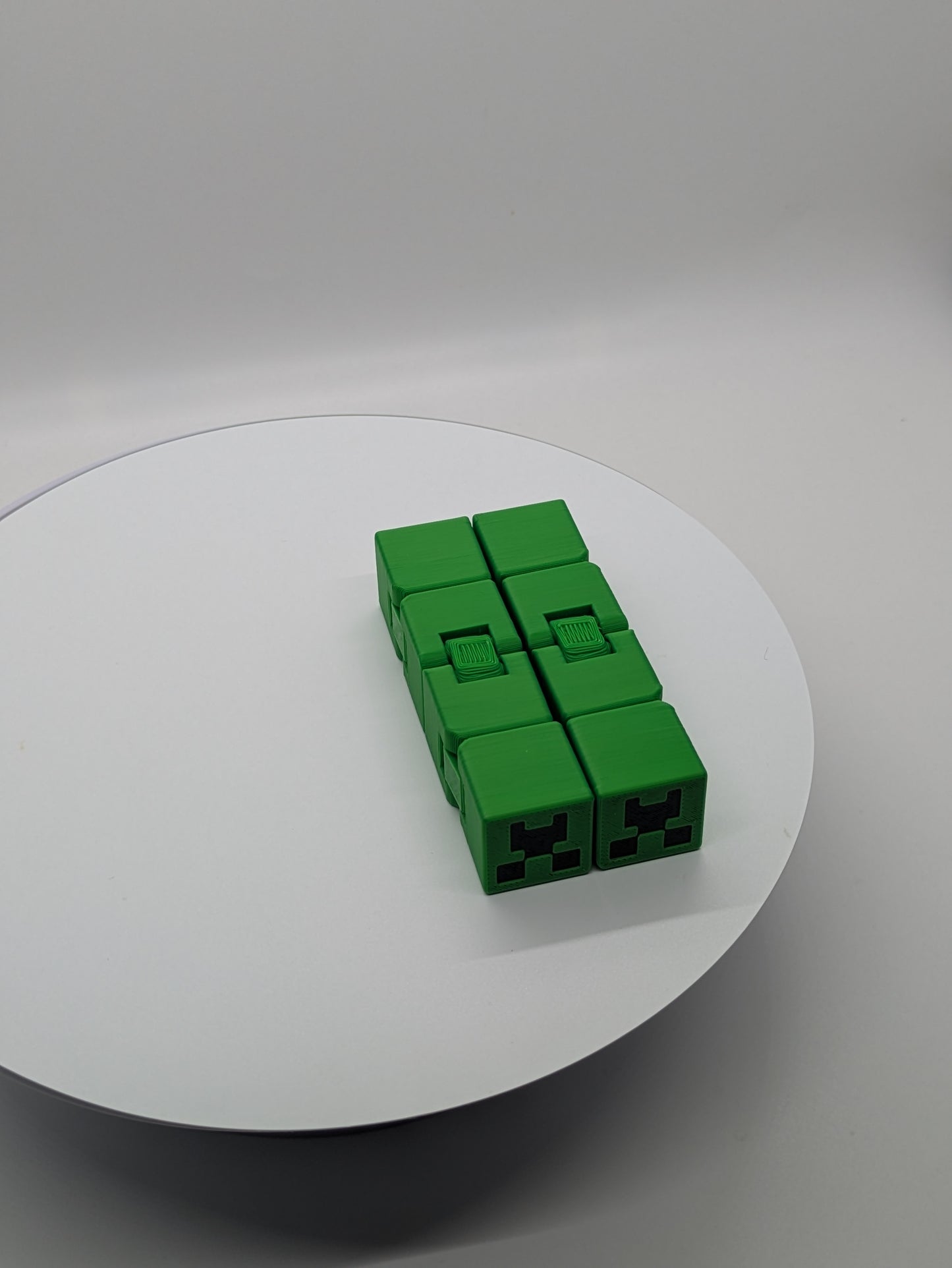 Creeper infinity cube