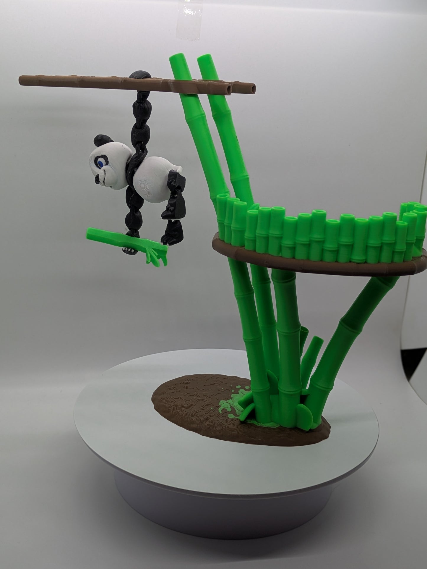 Panda on treehouse with bamboo set