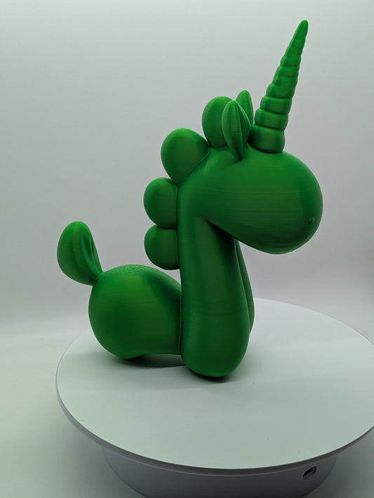 Unicorn balloon animal Green