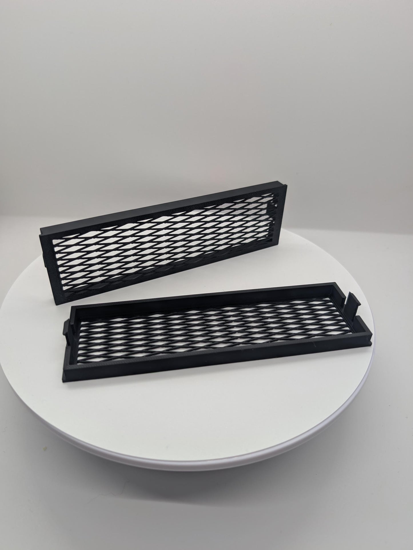2x - 5.25 inch optical drive bay cover vented mesh . black replacement computer tower parts.