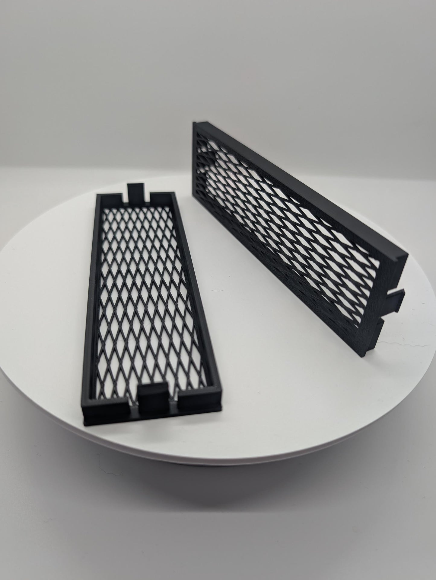 2x - 5.25 inch optical drive bay cover vented mesh . black replacement computer tower parts.