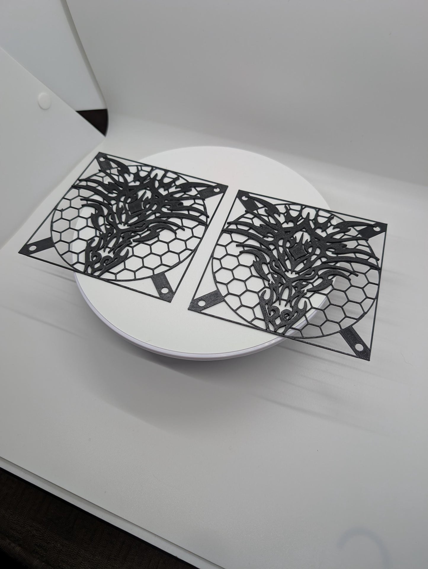 2x - 120mm fan covers Dragon Black